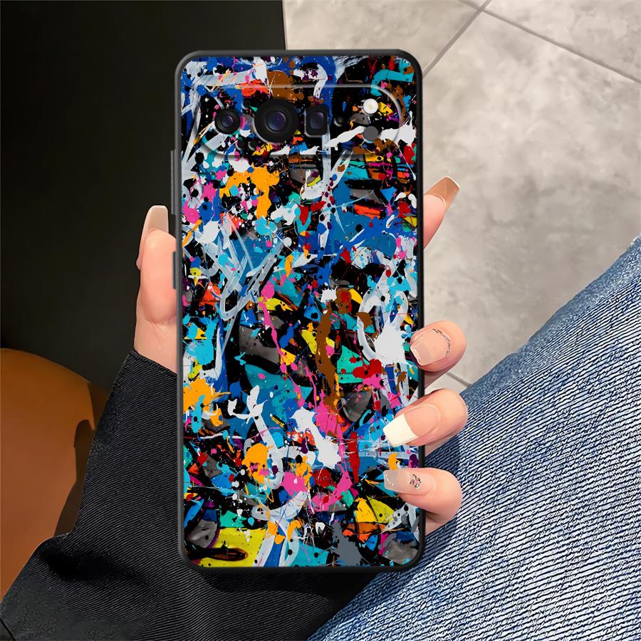 غطاء حماية للهاتف من فوندا لهو - مراجعة Google Pixel 9 Pro وسعره